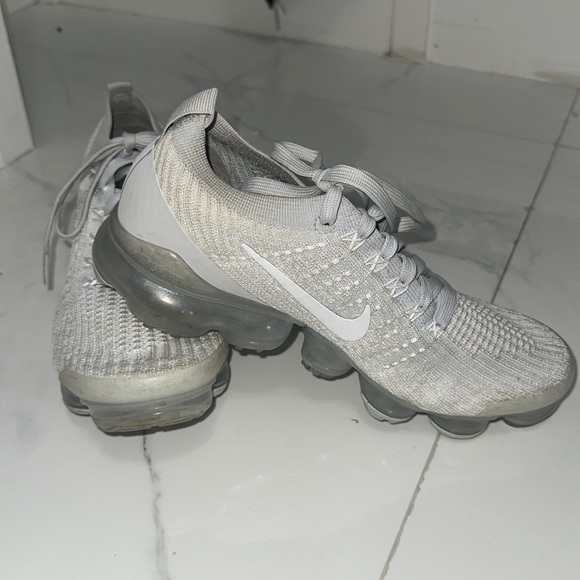 Nike Shoes - Nike Vapormax Fkyknit